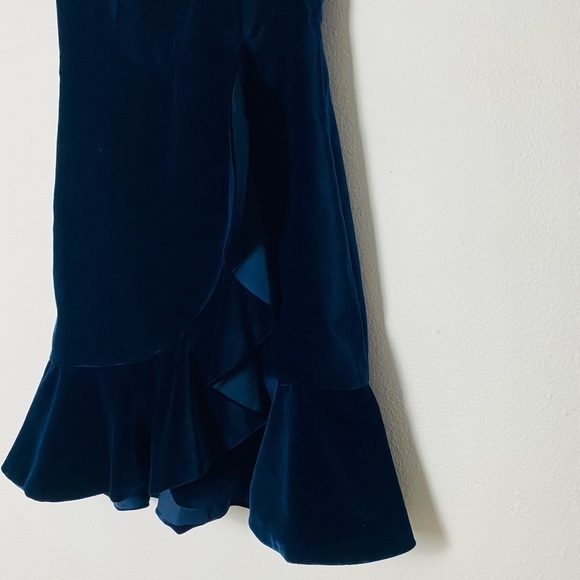 ALICE + OLIVIA Enid Ruffle Short Sleeve Cocktail Velvet Mini Dress Navy Size 2 - Picture 9 of 16